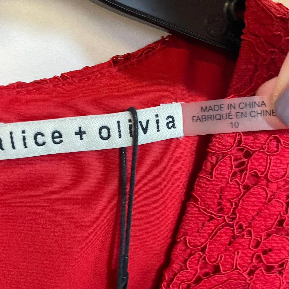 Alice + Olivia Kappa Lace Party Dress Deep V Exposed Zipper Deep Ruby 10 View 3